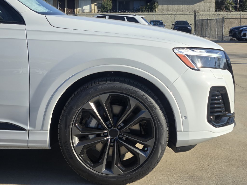 Used 2026 Audi Q7 3.0T Premium Plus AWD/4WD image 13