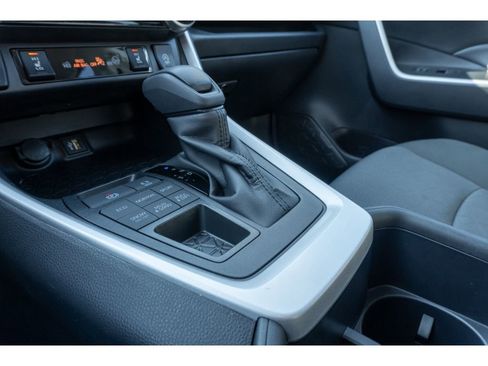 Used 2025 Toyota RAV4 XLE image 25