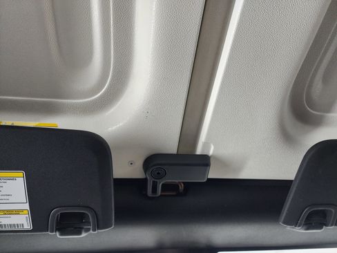 Used 2015 Jeep Wrangler Sport w/ Connectivity Group image 35