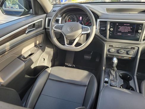 Used 2021 Volkswagen Atlas SE image 10