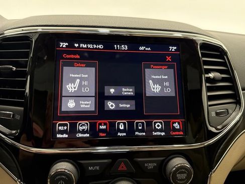 Used 2021 Jeep Grand Cherokee Limited AWD/4WD image 34