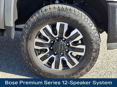 Used 2024 GMC Sierra 2500 Denali Ultimate image 12