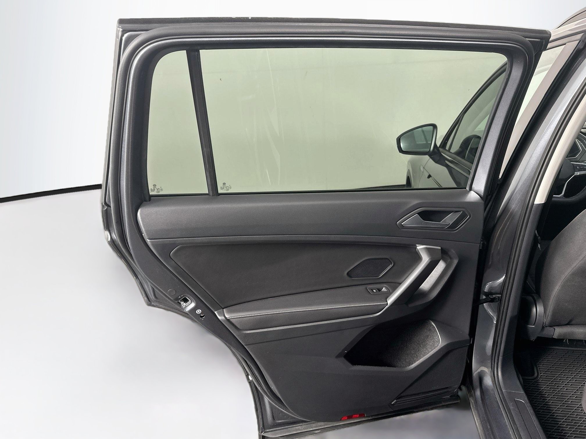 Used 2024 Volkswagen Tiguan S FWD image 24