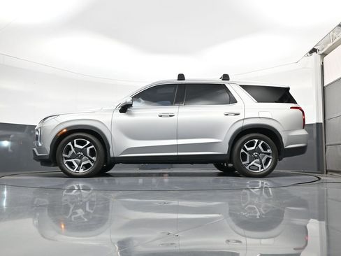 Used 2023 Hyundai Palisade SEL w/ Premium Package AWD/4WD image 19