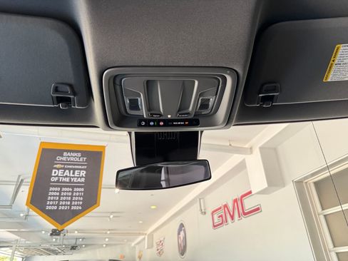 Certified 2024 Chevrolet Silverado 1500 LT image 25