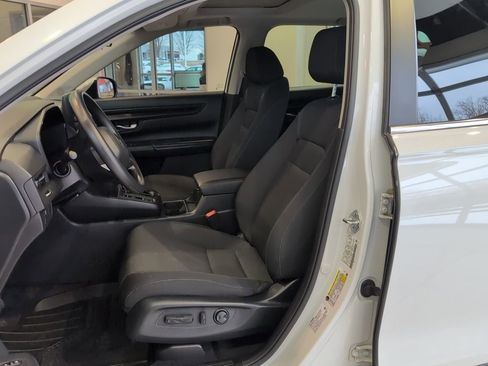 Used 2023 Honda CR-V EX image 11