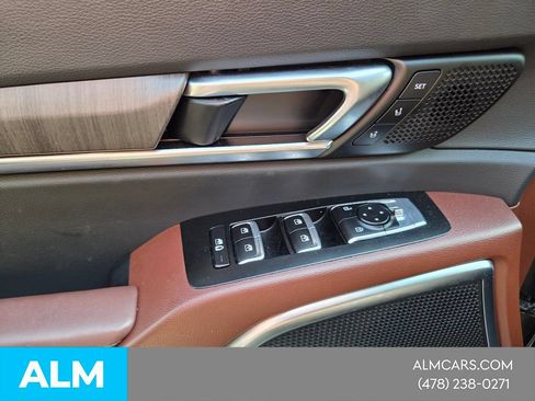 Used 2025 Kia Telluride SX w/ SX Captain's Chair Package FWD image 26
