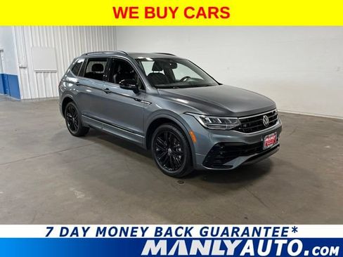 Used 2022 Volkswagen Tiguan SE R-Line FWD image 1