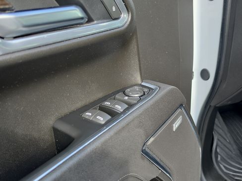 Certified 2025 Chevrolet Silverado 1500 LT Trail Boss w/ Convenience Package II AWD/4WD image 18