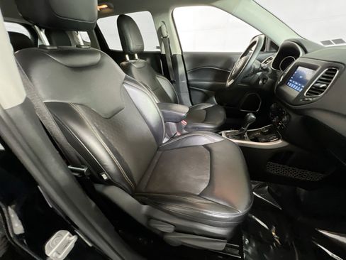 Used 2020 Jeep Compass Latitude w/ Popular Equipment Group image 26