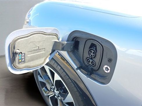 Used 2022 Ford Mustang Mach-E Premium image 19