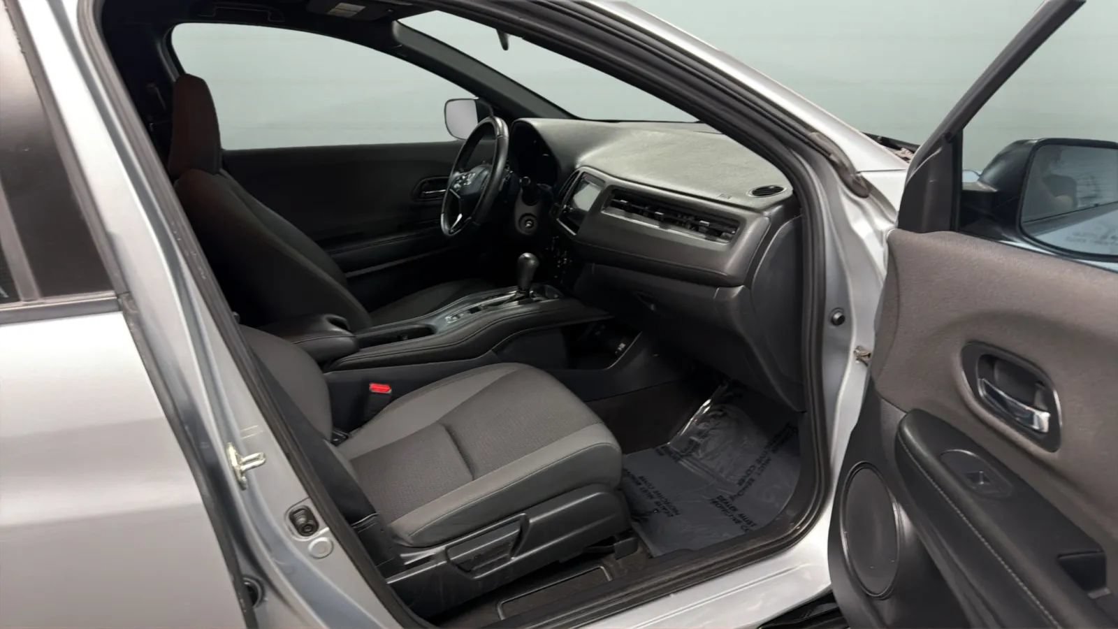 Used 2019 Honda HR-V Sport image 21