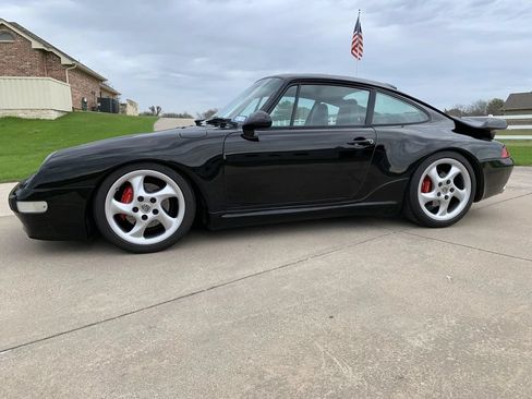 Used 1996 Porsche 911 Carrera 4 AWD/4WD image 2