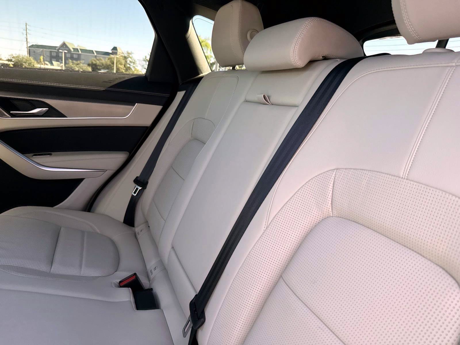 Used 2025 Jaguar F-PACE R-Dynamic S AWD/4WD image 13