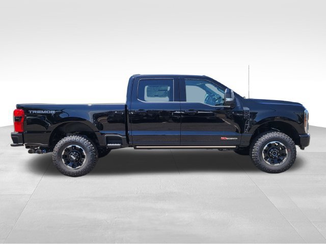 New 2026 Ford F350 Platinum w/ Tremor Off-Road Package AWD/4WD image 9