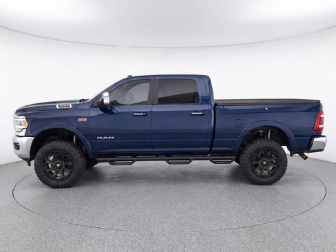 Used 2022 RAM 2500 Laramie AWD/4WD image 6