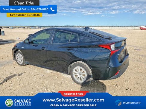 Used 2019 Toyota Prius LE image 3