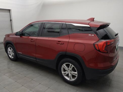 Used 2021 GMC Terrain SLE FWD image 3