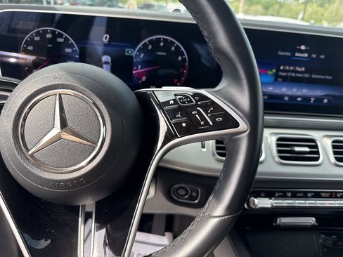 Used 2024 Mercedes-Benz GLE 350 4MATIC image 29