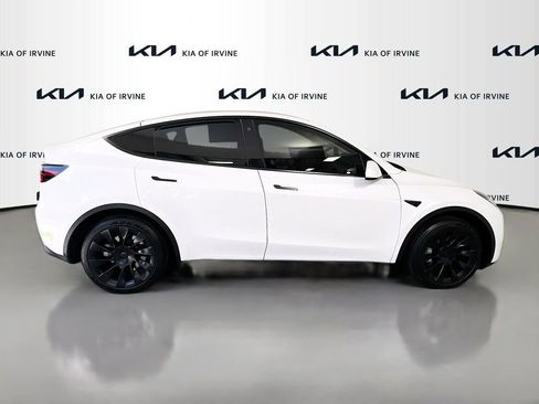 Used 2023 Tesla Model Y Long Range AWD/4WD image 8