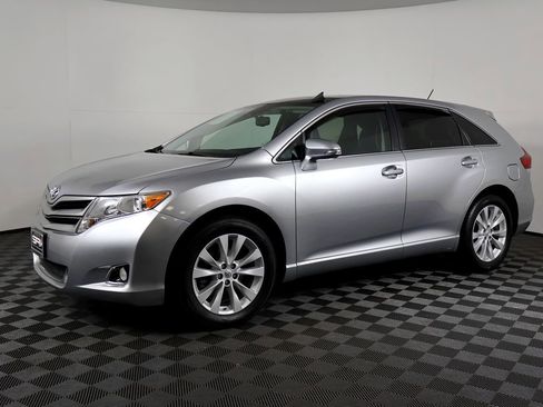 Used 2015 Toyota Venza XLE w/ XLE Premium Package image 54