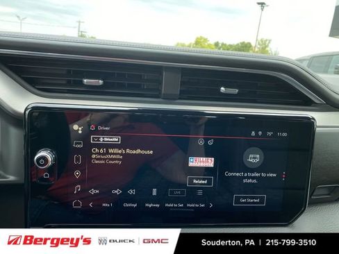 Used 2025 GMC Sierra 1500 Denali w/ Denali Reserve Package AWD/4WD image 16