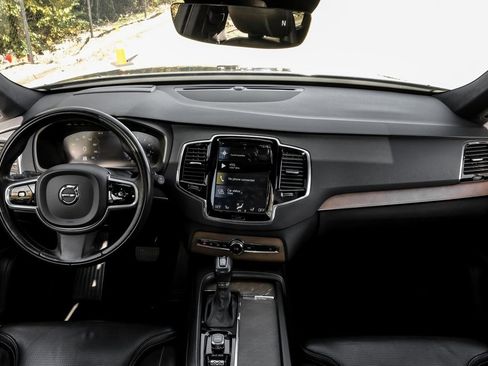 Used 2017 Volvo XC90 T6 Inscription image 17