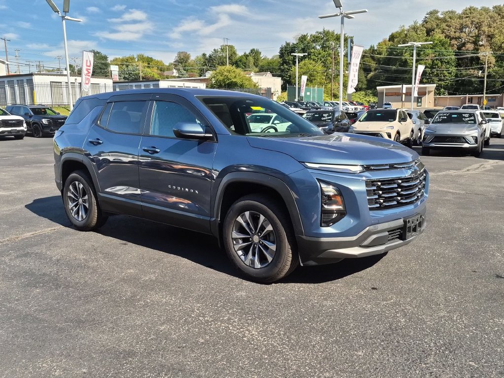 Used 2026 Chevrolet Equinox LT w/ Convenience Package II AWD/4WD image 4
