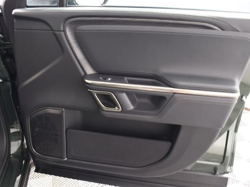 Used 2023 Rivian R1S Adventure AWD/4WD image 18