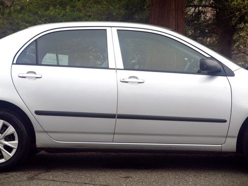 Used 2006 Toyota Corolla CE image 24