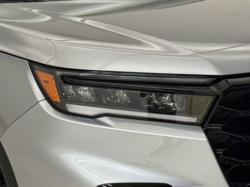 New 2025 Honda Pilot TrailSport image 5