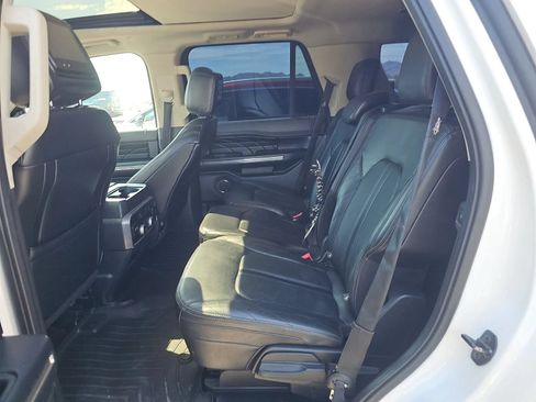 Used 2019 Ford Expedition Platinum AWD/4WD image 9