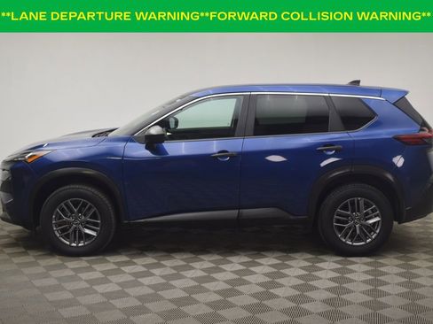 Used 2023 Nissan Rogue S image 11