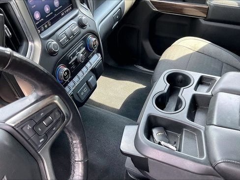 Used 2020 Chevrolet Silverado 1500 LT w/ Convenience Package AWD/4WD image 15