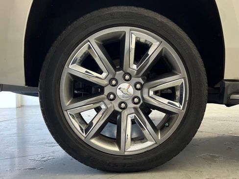 Used 2015 Chevrolet Tahoe LTZ AWD/4WD image 29