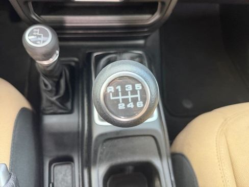 Used 2021 Jeep Wrangler Sport AWD/4WD image 21