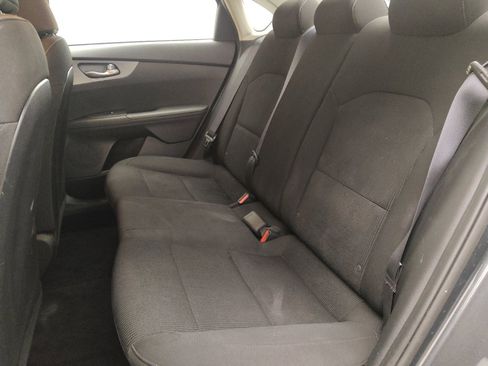 Used 2020 Kia Forte LXS image 18