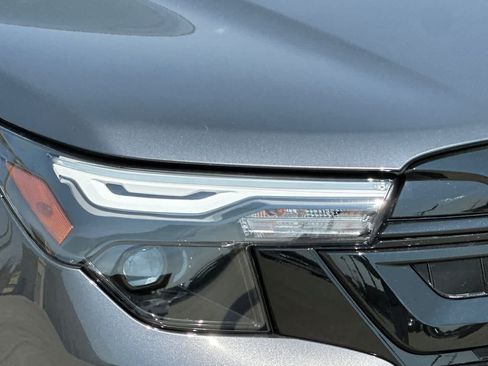 New 2026 Subaru Forester Touring AWD/4WD image 32