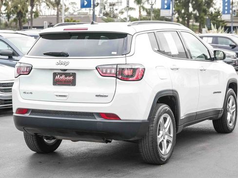 Used 2024 Jeep Compass Latitude AWD/4WD image 6