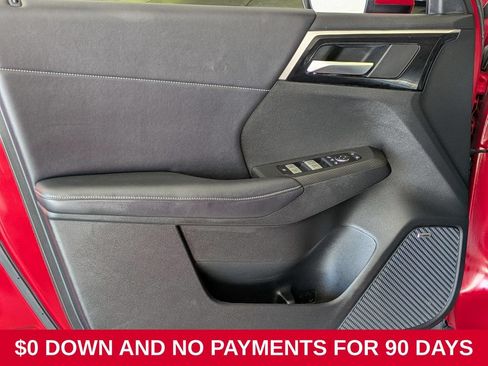 Used 2025 Mitsubishi Outlander SE AWD/4WD image 11