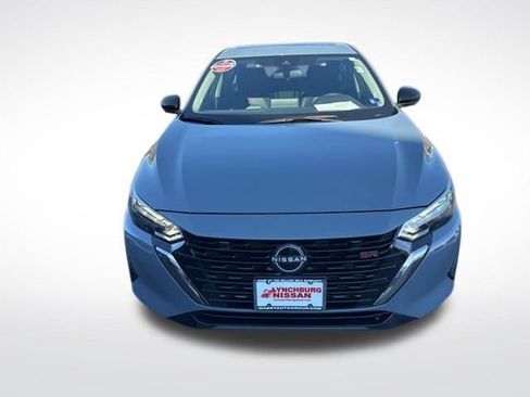 Used 2024 Nissan Sentra SR w/ SR Premium Package image 8