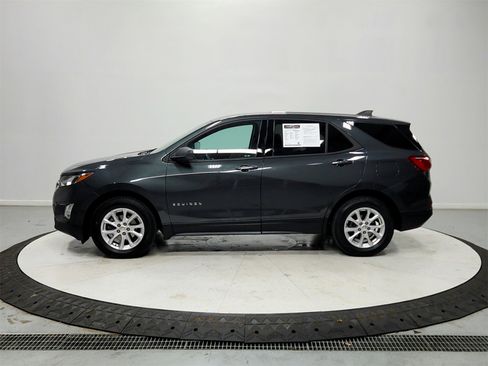 Used 2019 Chevrolet Equinox LS w/ LS Convenience Package image 4