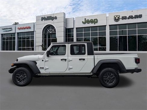 New 2025 Jeep Gladiator Sport image 7