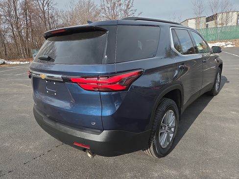 Certified 2023 Chevrolet Traverse LT image 3