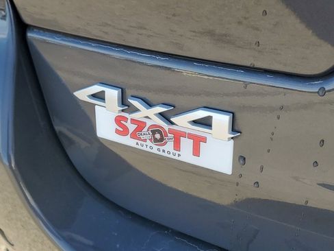 Used 2024 Jeep Grand Cherokee Limited image 33