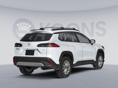 New 2026 Toyota Corolla Cross LE image 2