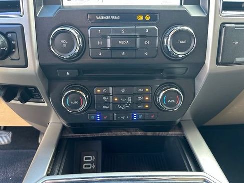 Certified 2018 Ford F250 Lariat w/ Lariat Value Package AWD/4WD image 20