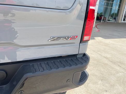 Used 2024 Chevrolet Silverado 2500 ZR2 w/ Technology Package AWD/4WD image 16