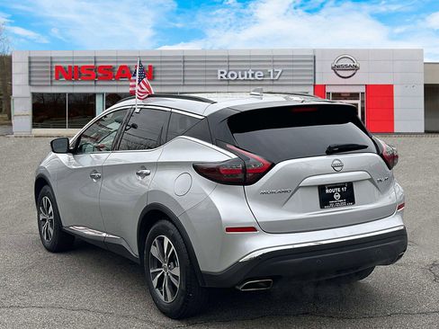 Used 2023 Nissan Murano SV image 4