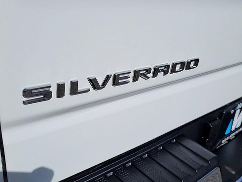 Used 2025 Chevrolet Silverado 1500 LT w/ Z71 Off-Road Package AWD/4WD image 30